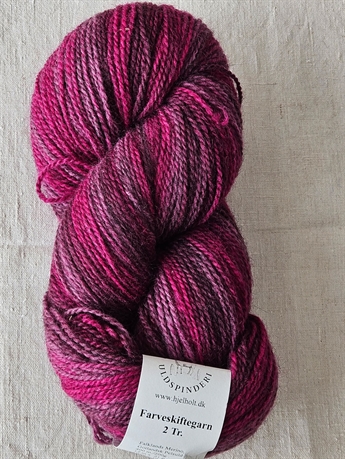 Farveskiftegarn cerise lyng 200  gr