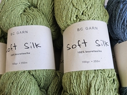 Soft silk fra BC garn 100 gr gl. grøn