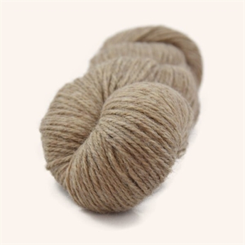 Bjergfårsuld lys nougat