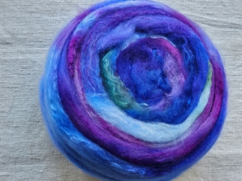 Håndfarvet 19 µ merino og tussah silke 50 gr nr 107